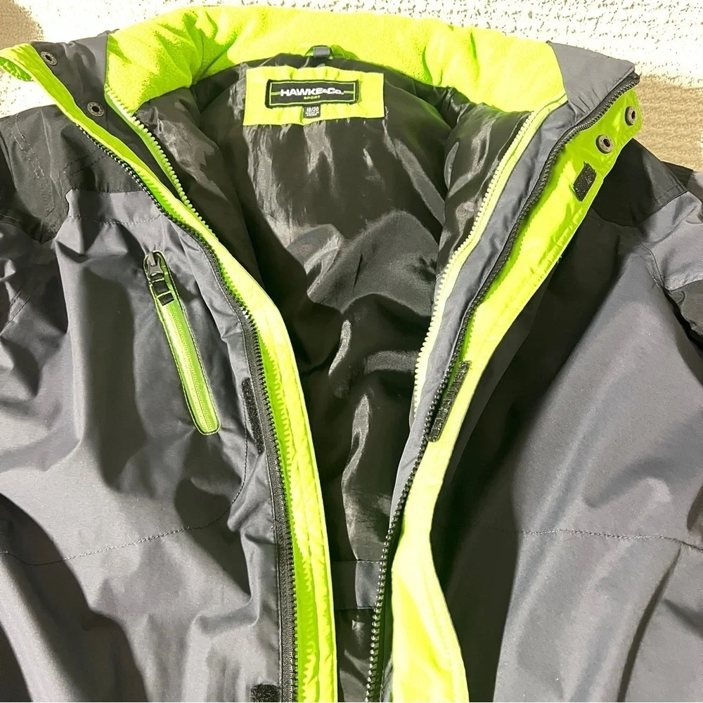 Hawke & Co cold stylish